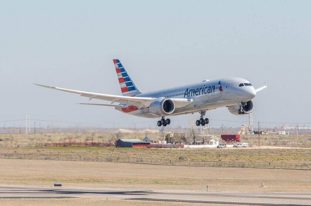 American Airlines Forced to Land After Man Urinated in Aisle